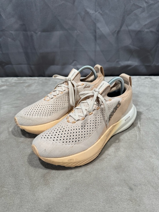 Brooks Shoes - Brooks Glycerin StealthFit 22 Sneakers